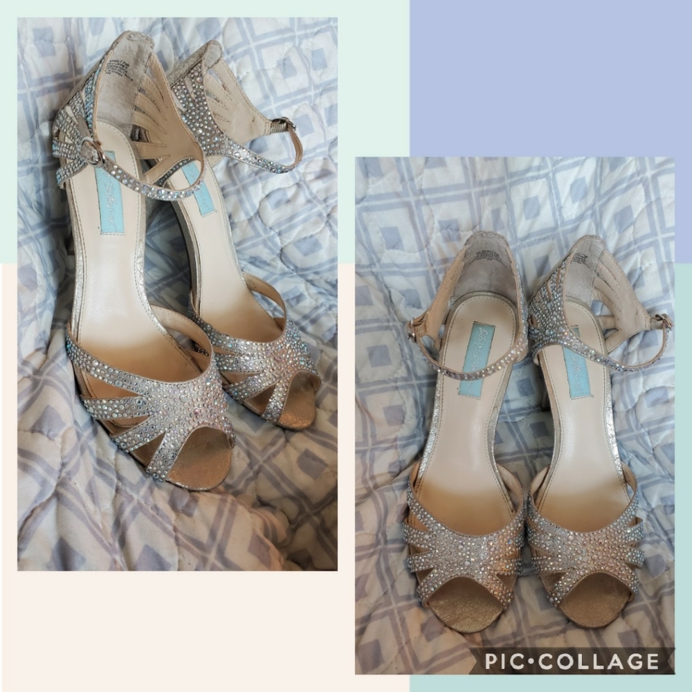 Betsey Johnson Sweet Rhinestone Ankle Strap - Picture 3 of 8